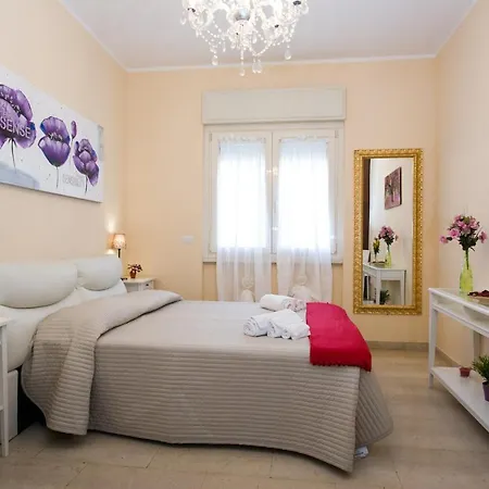 Gregory House Apartament *